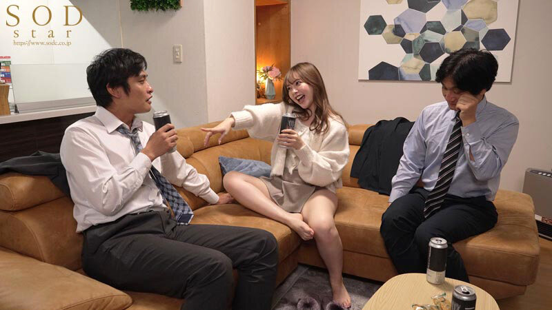 超至近距離で僕を誘惑してくる親友の彼女と…声が出せない密室、親友はすぐそこ！バレたら終わりなのに精子が止まりません…。小倉由菜【圧倒的4K映像でヌク！】│小倉由菜│4K│1start00054