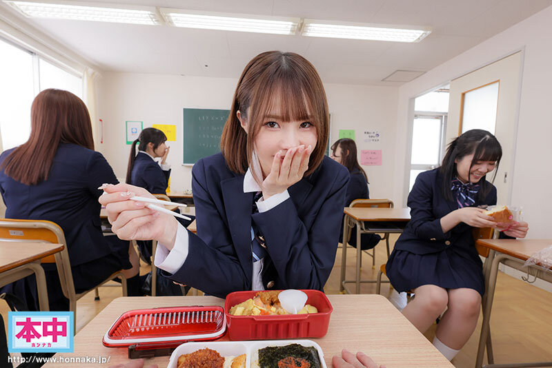 【VR】席替えVR 男は僕ひとりだけのクラスであの子もこの子も僕の隣の席をねらってる！？ 松本いちか│松本いちか・水瀬りた・音羽美鈴│ハイクオリティVR│hnvr00150