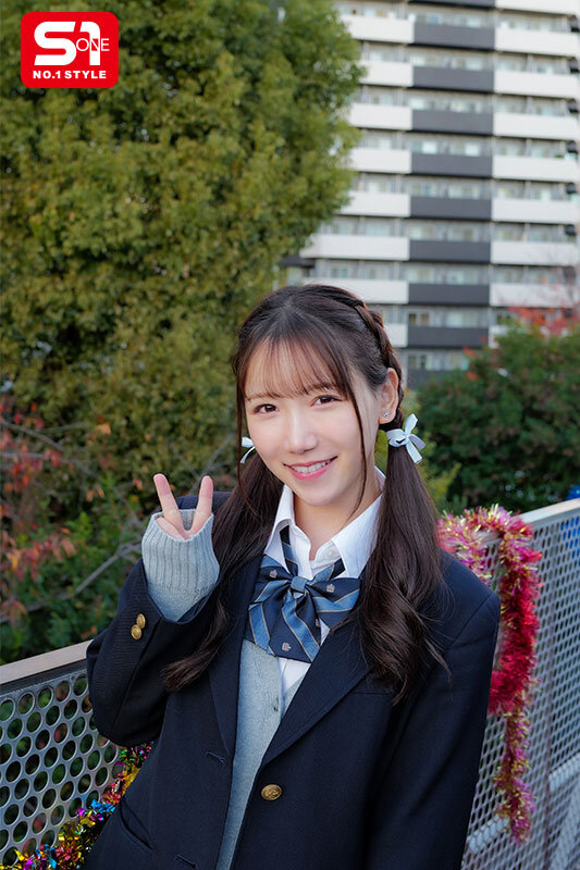 【VR】「文化祭、2人で抜け出さない？」学園のマドンナ三田さんに手を握られて…制服脱いだら艶っぽい大人スレンダーボディで瞬殺 あまりにも抜け駆けSEXが最高すぎたラブホ後夜祭 三田真鈴│三田真鈴│ハイクオリティVR│sivr00408