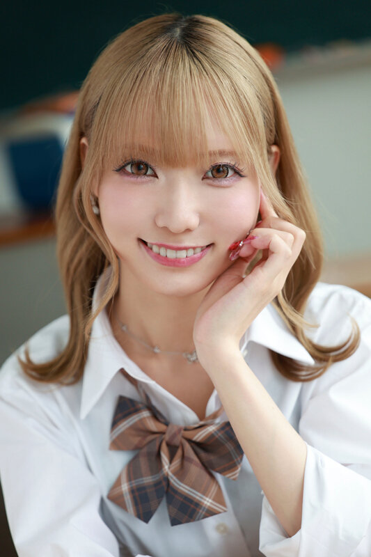 【VR】これぞ8K！顔面特化アングルVR ～ギャル女子校生x顔面特化アングル！ミナちゃんの 前のめりピストン騎乗位でメスがっちゃえ！！～ 藍瀬ミナ│藍瀬ミナ│ハイクオリティVR│vrkm01644